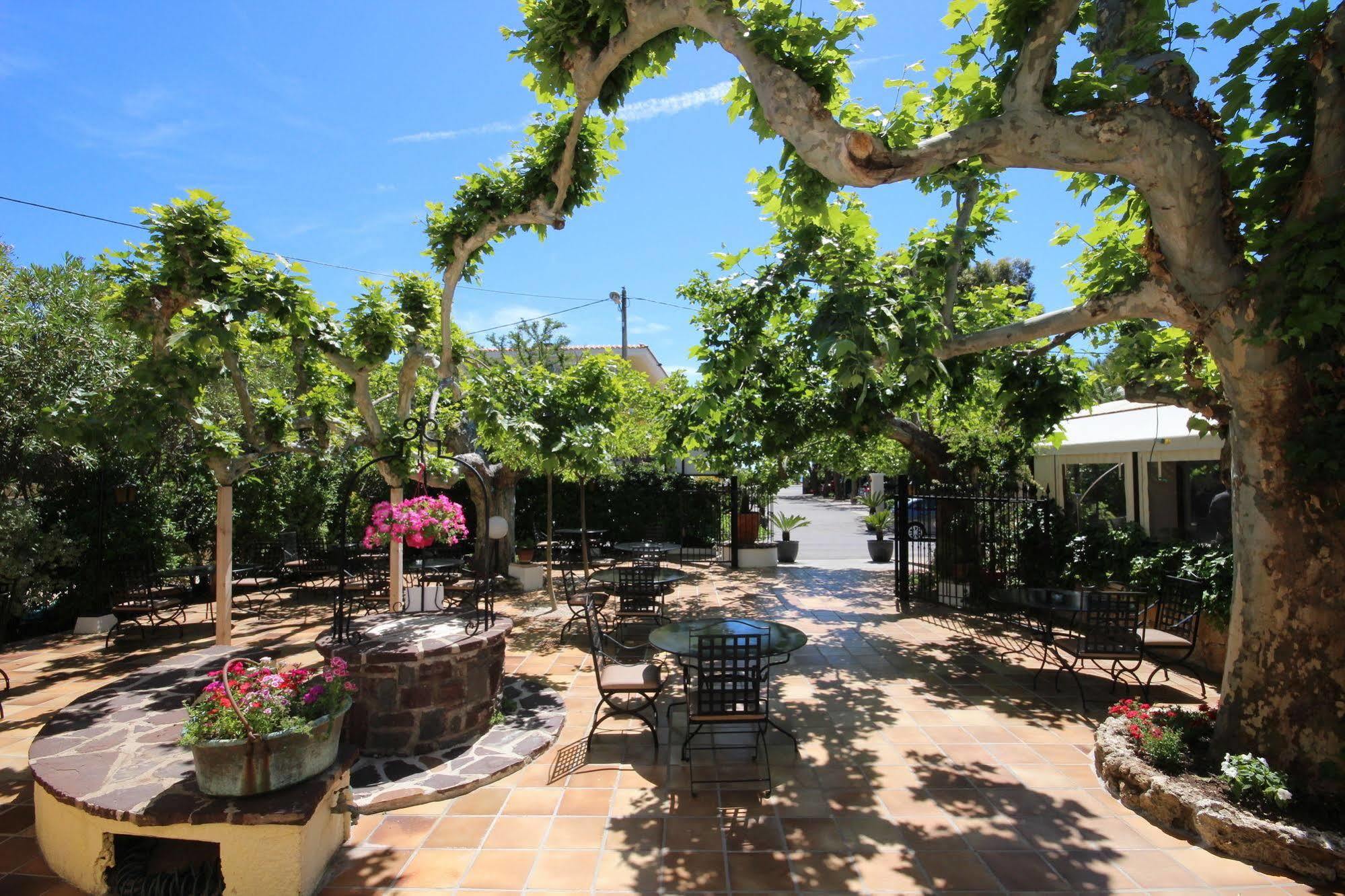 Le Relais D'Agay Saint-Raphael (Var) Exterior foto